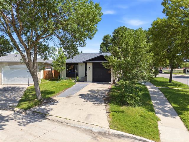 215 Garton Ave, Winnipeg, MB