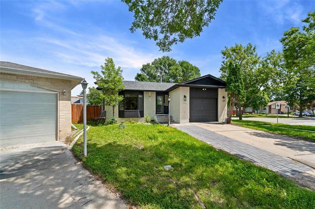 215 Garton Ave, Winnipeg, MB
