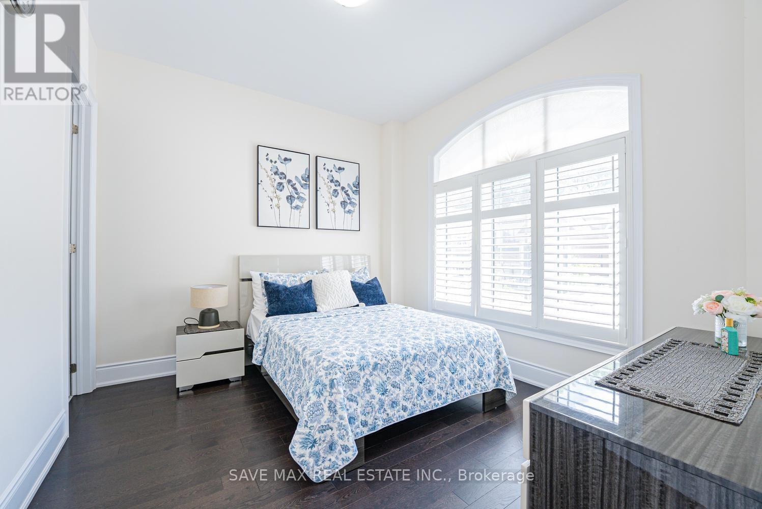 19 Daisy Meadow Crescent, Caledon, ON