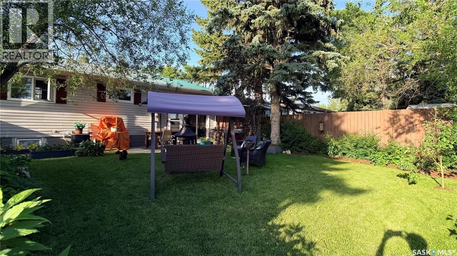 709 Prospect Avenue, Oxbow, SK