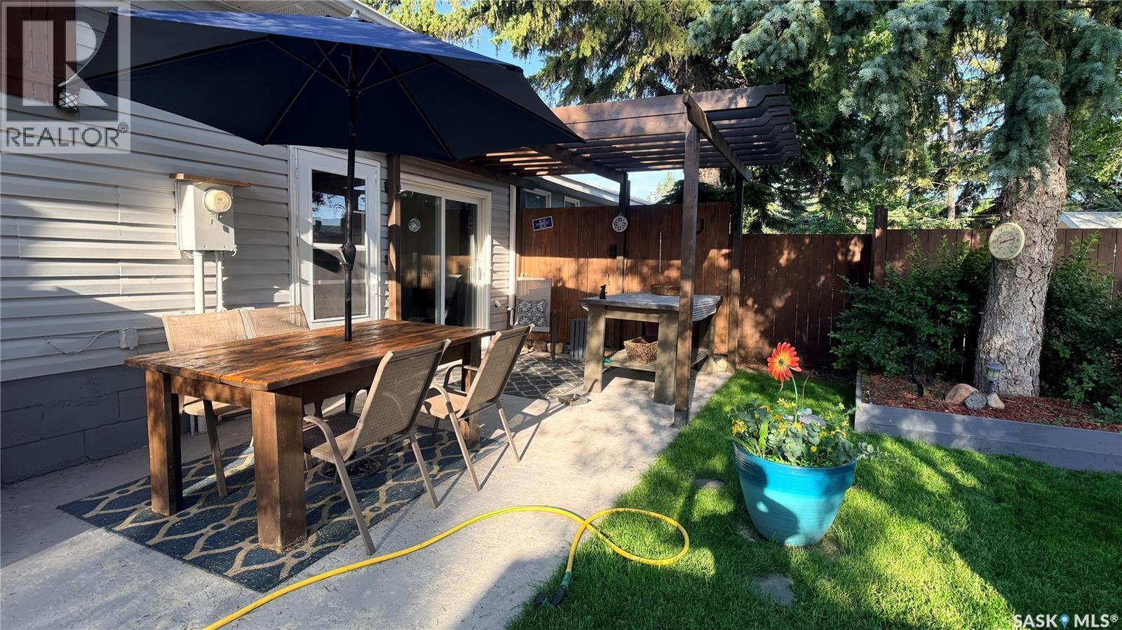 709 Prospect Avenue, Oxbow, SK