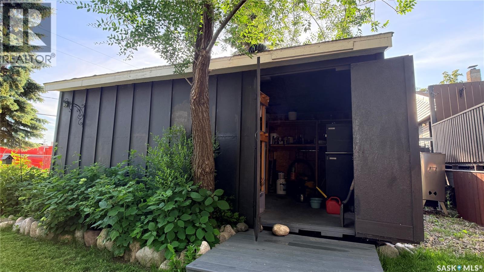 709 Prospect Avenue, Oxbow, SK