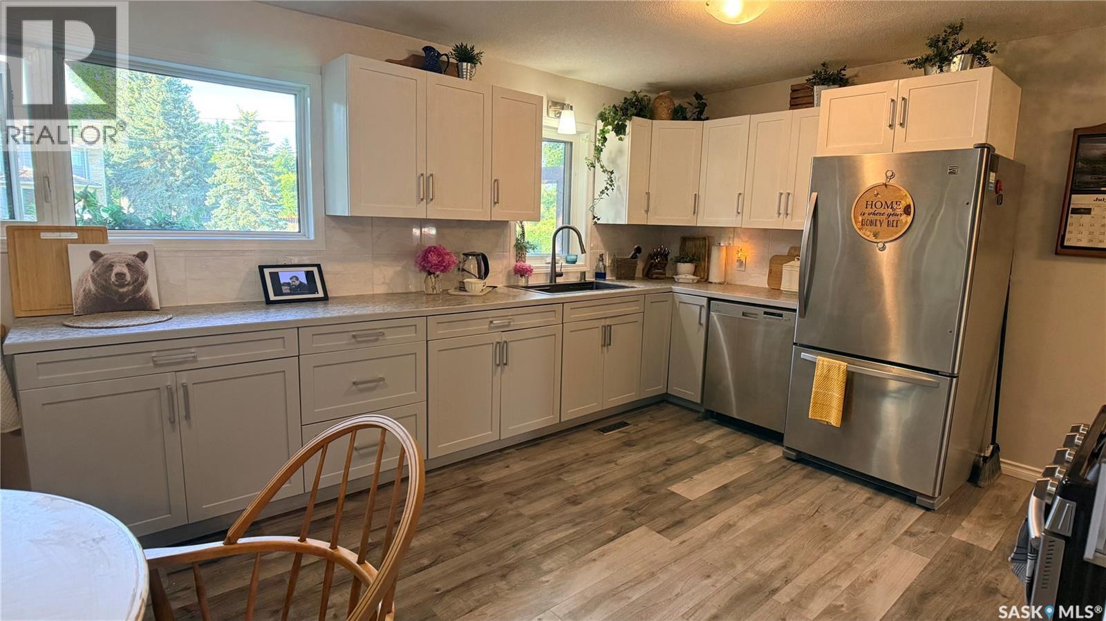 709 Prospect Avenue, Oxbow, SK