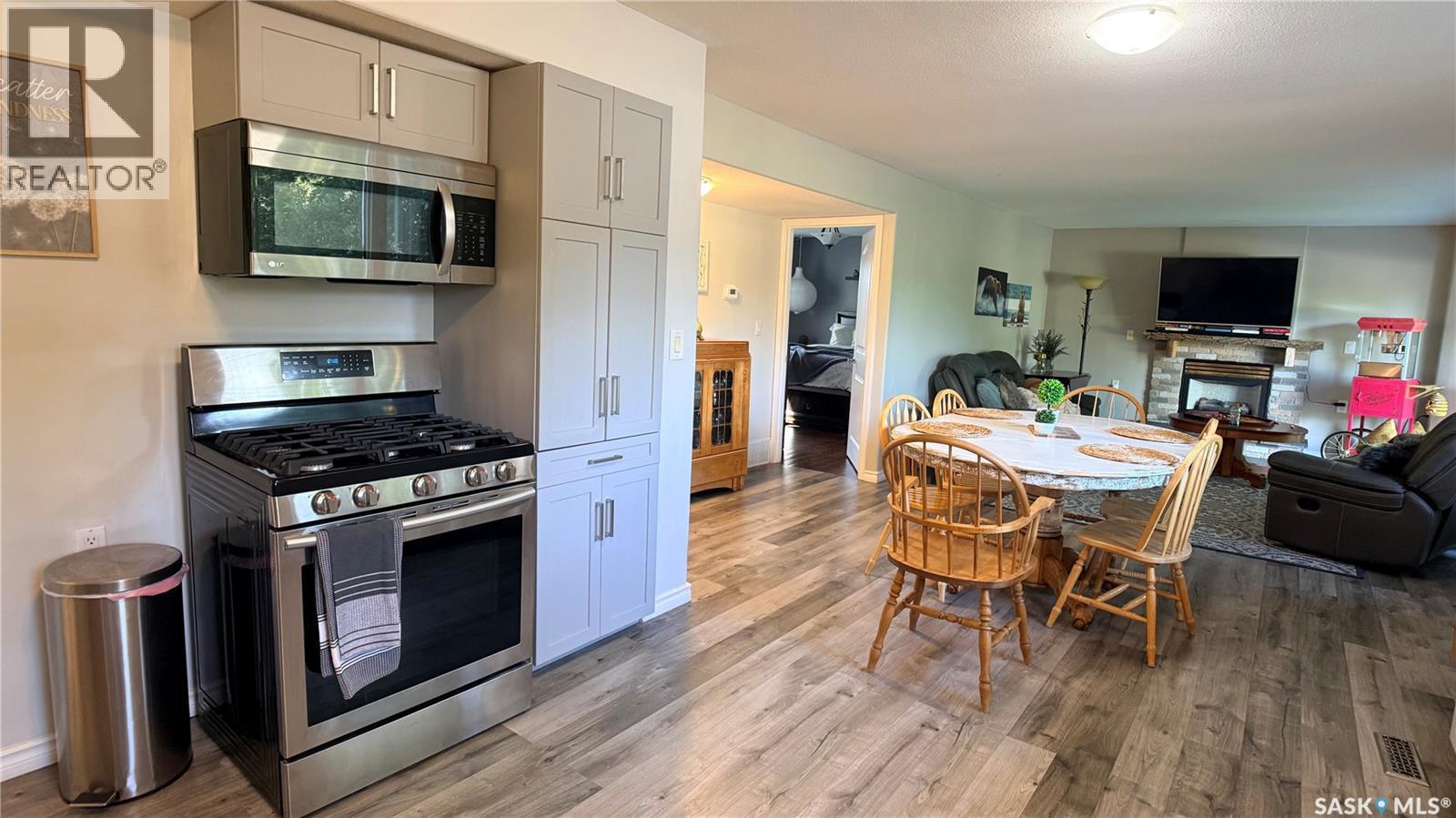 709 Prospect Avenue, Oxbow, SK