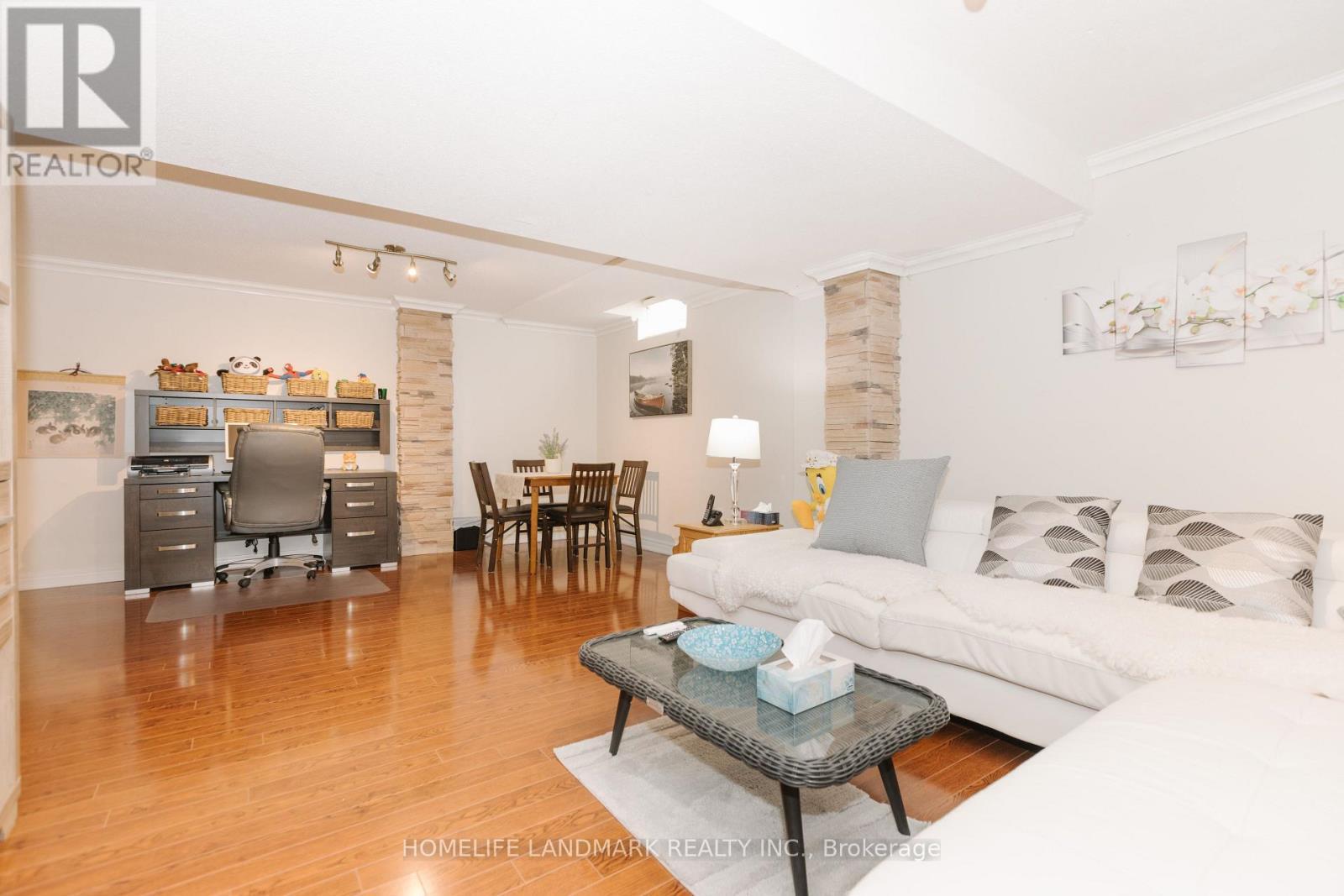 3432 Eglinton Avenue W, Mississauga, ON