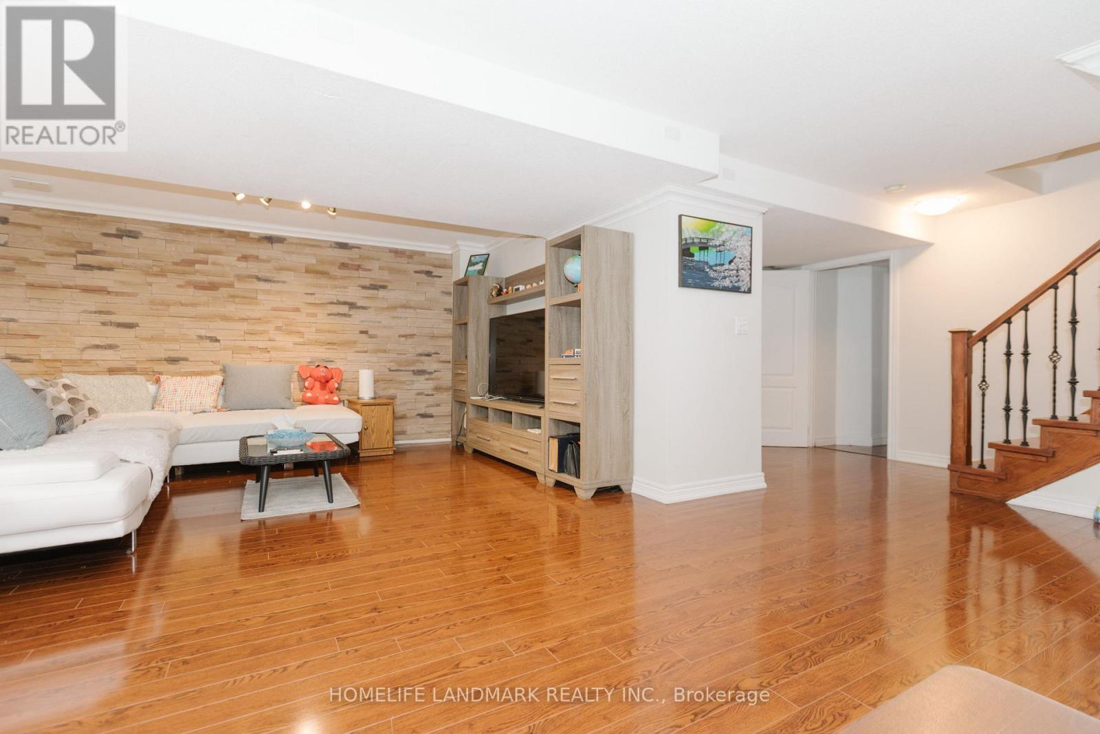 3432 Eglinton Avenue W, Mississauga, ON