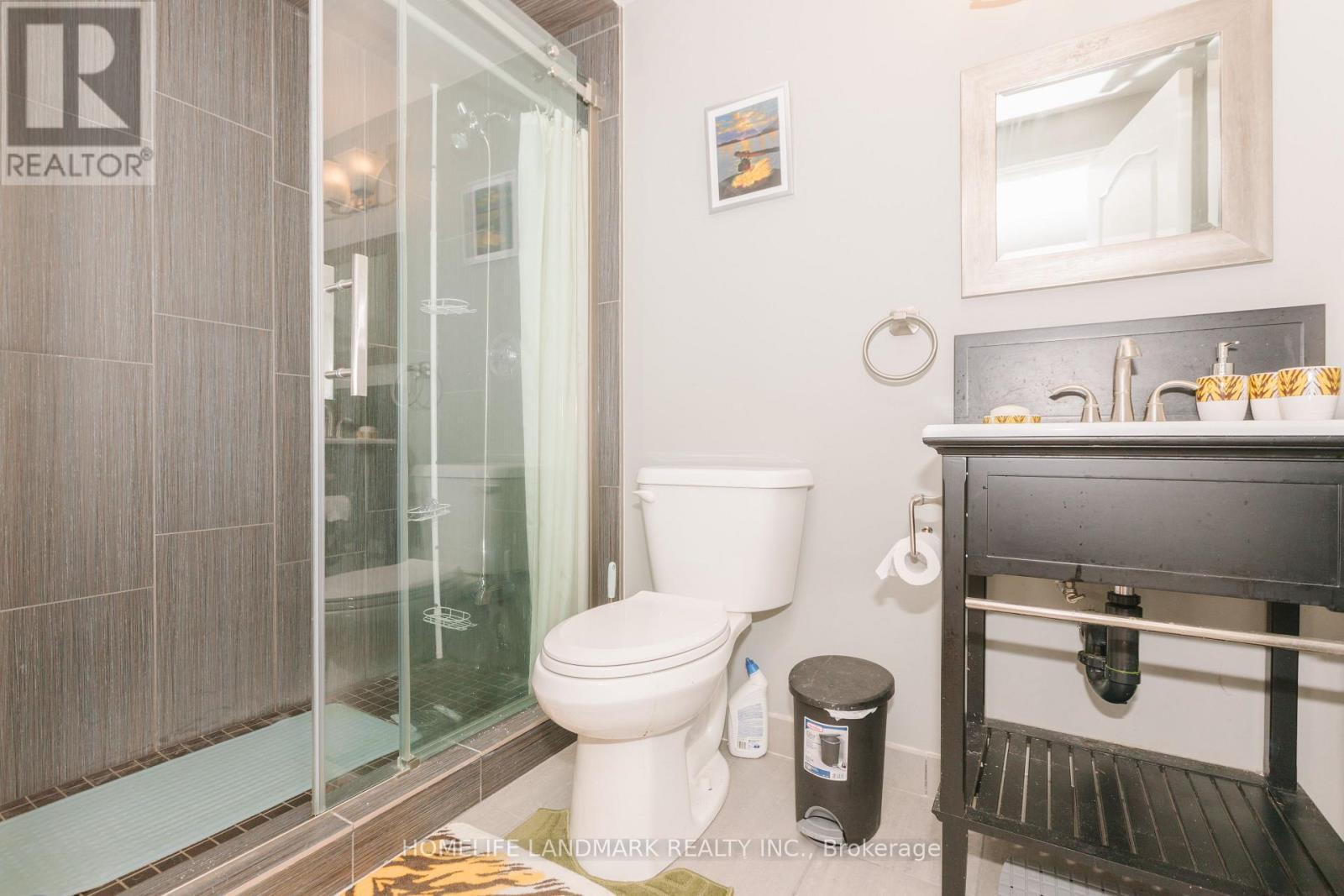 3432 Eglinton Avenue W, Mississauga, ON