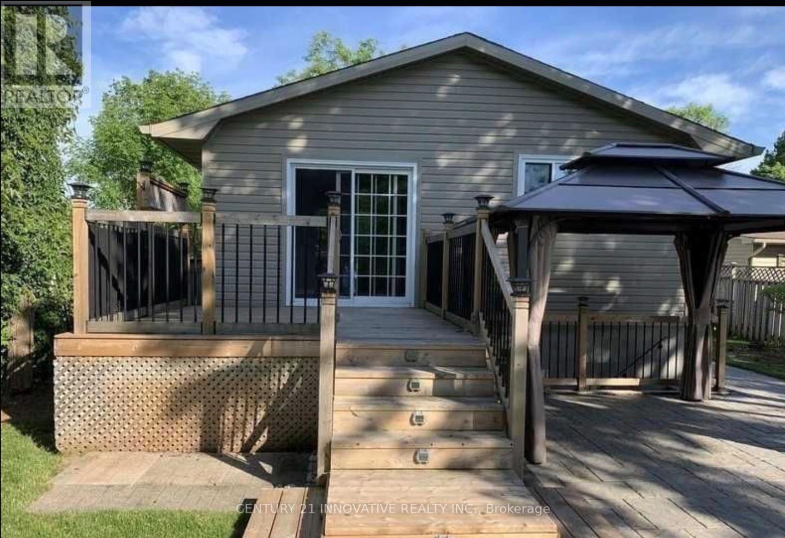 586 Chamberlain Road, Burlington, ON