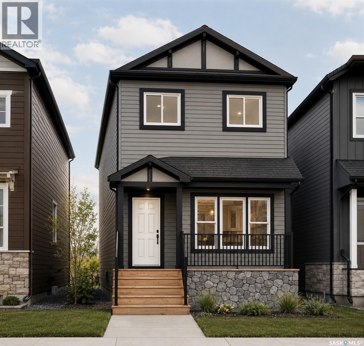 1533 Richardson Road, Saskatoon, SK - Outdoor With Facade
