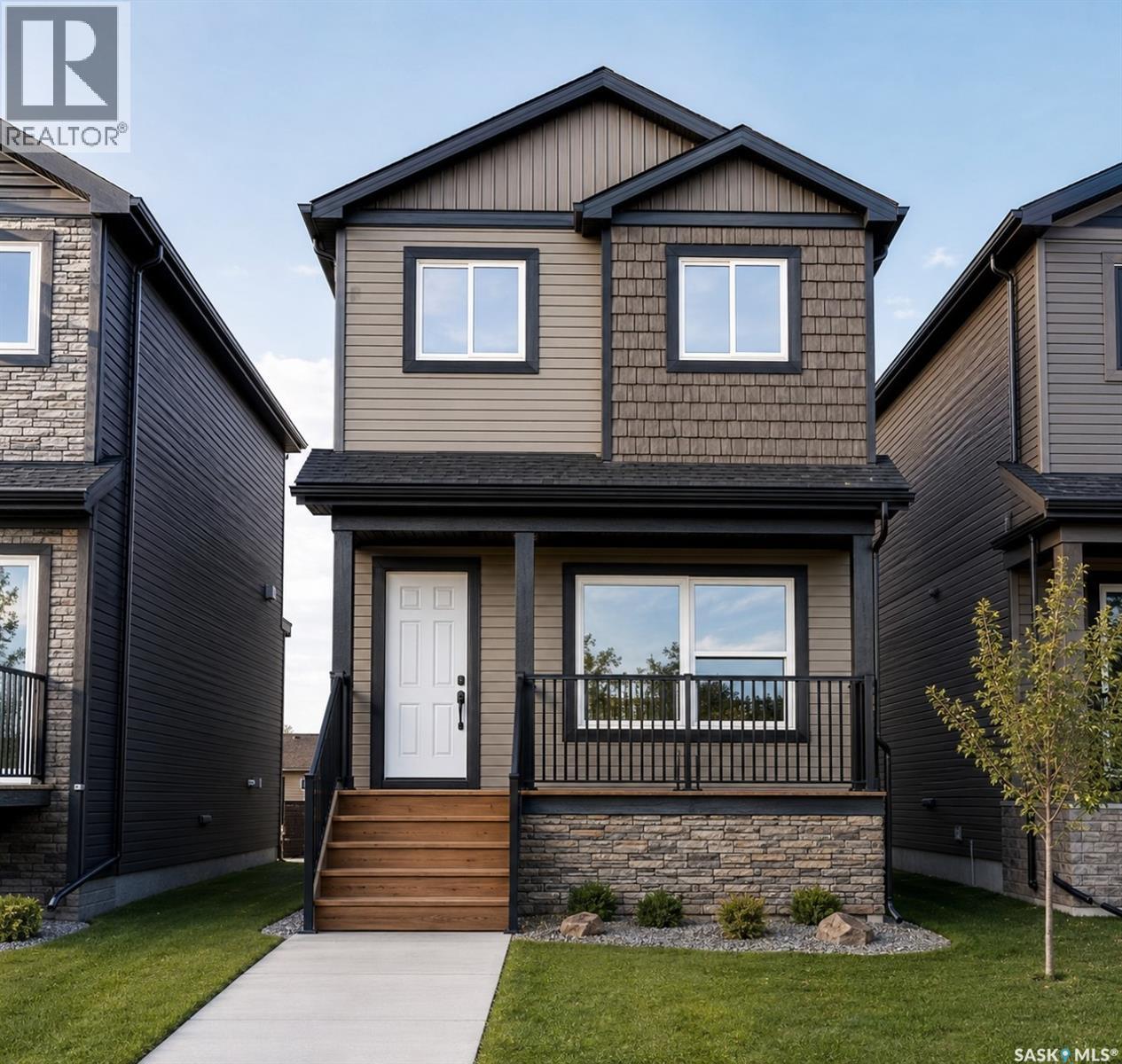 1531 Richardson Road, Saskatoon, SK - Outdoor With Deck Patio Veranda With Facade