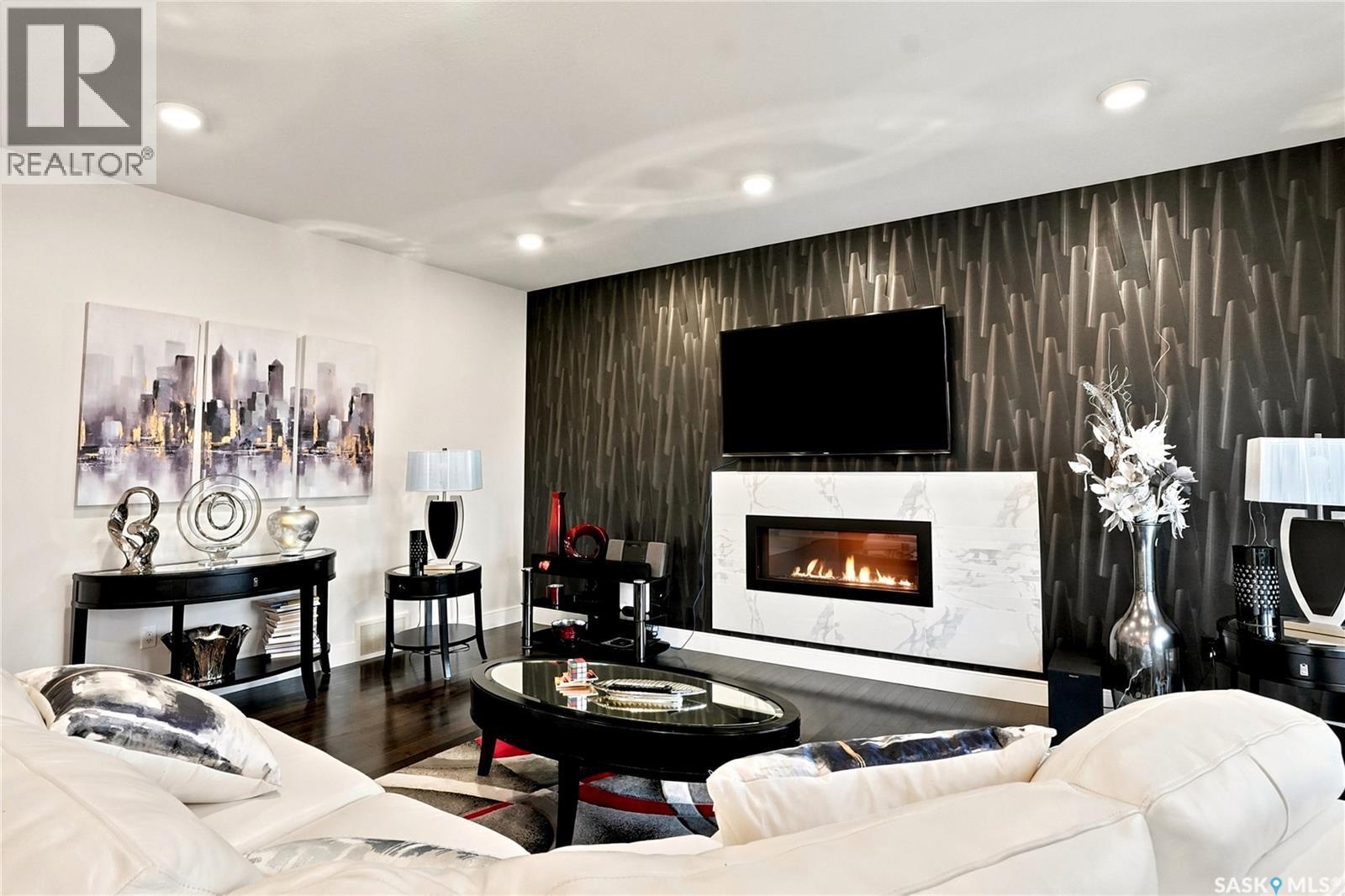 231 Fleming Crescent, Saskatoon, SK