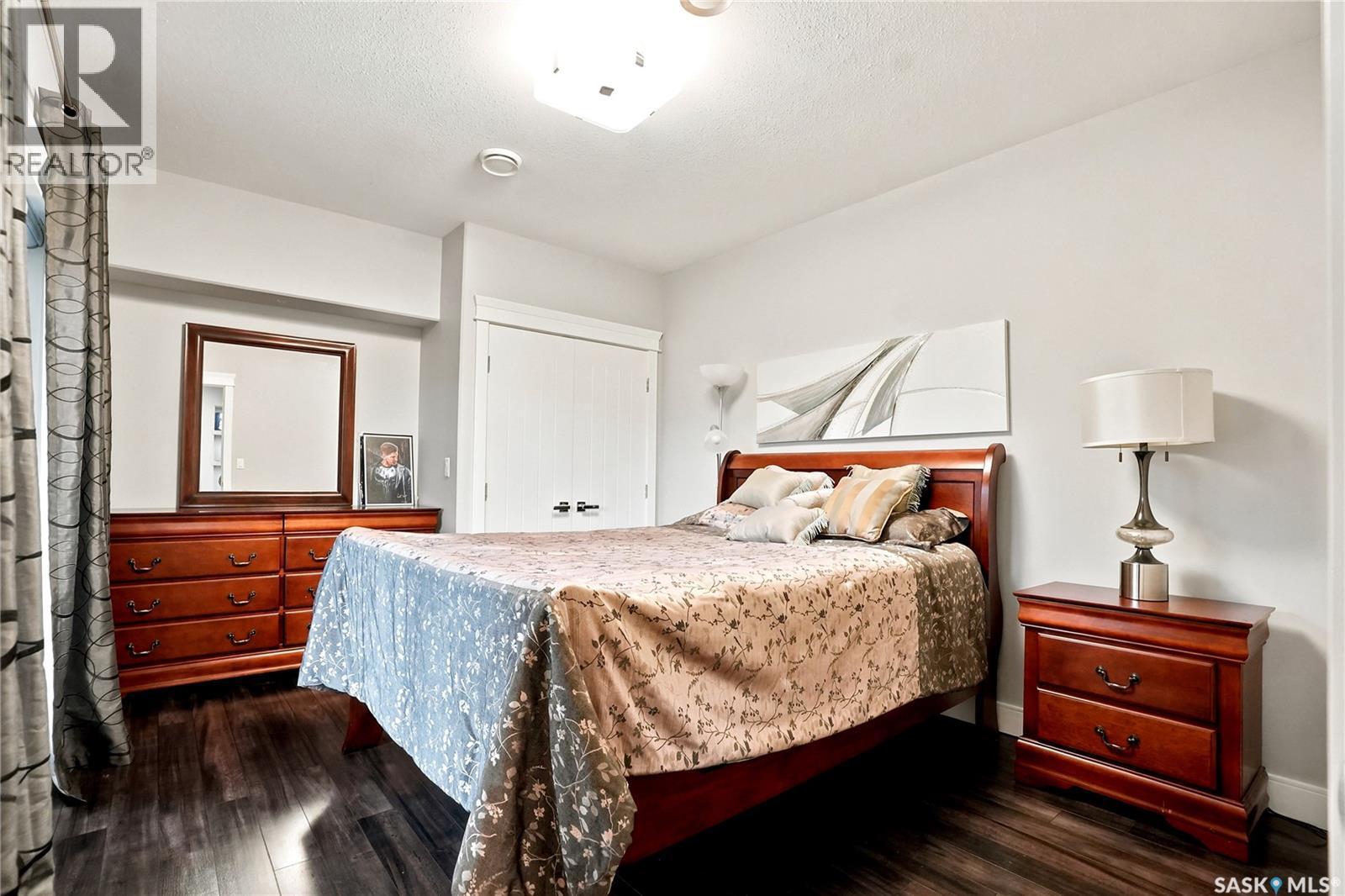 231 Fleming Crescent, Saskatoon, SK