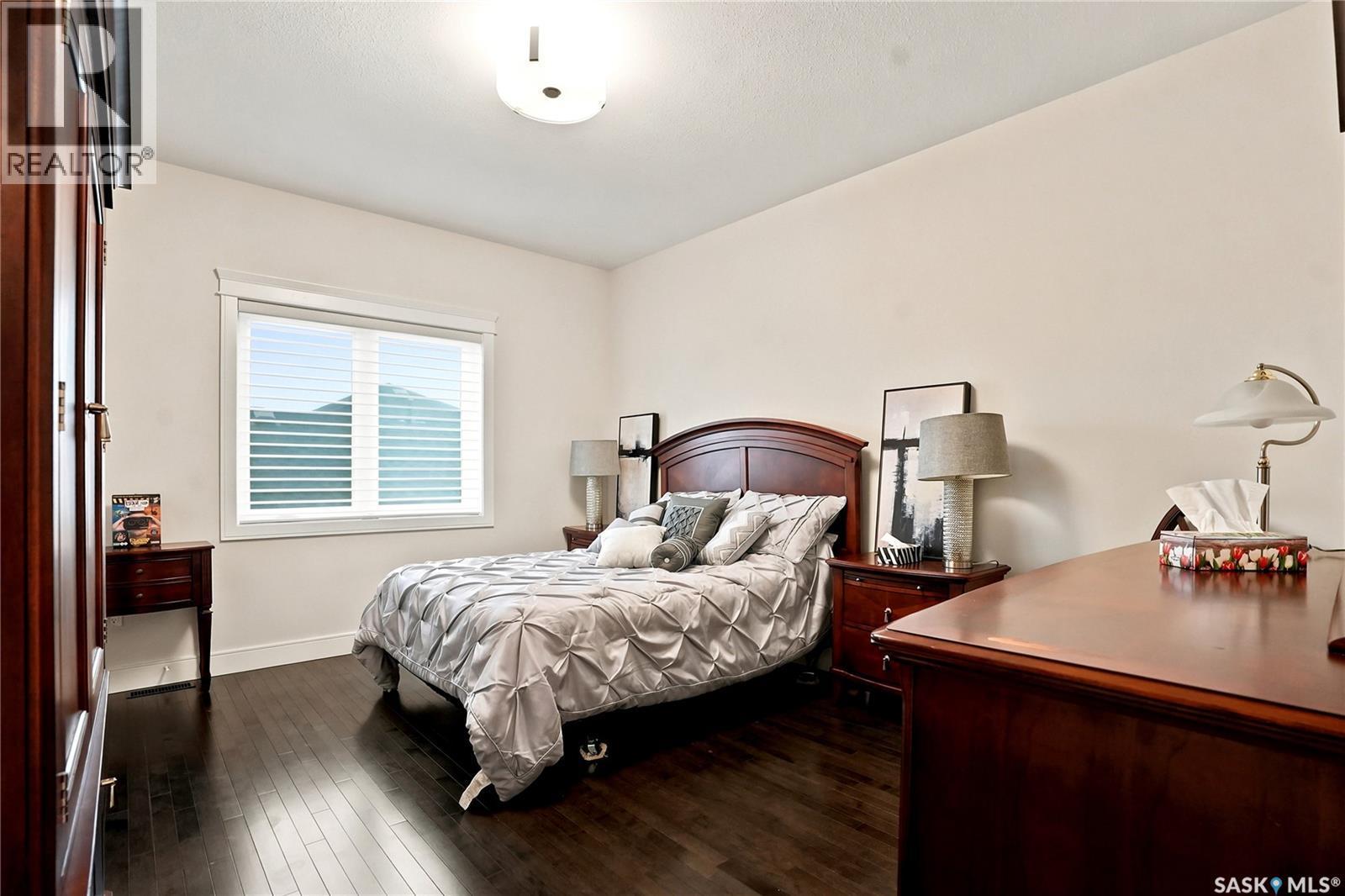 231 Fleming Crescent, Saskatoon, SK