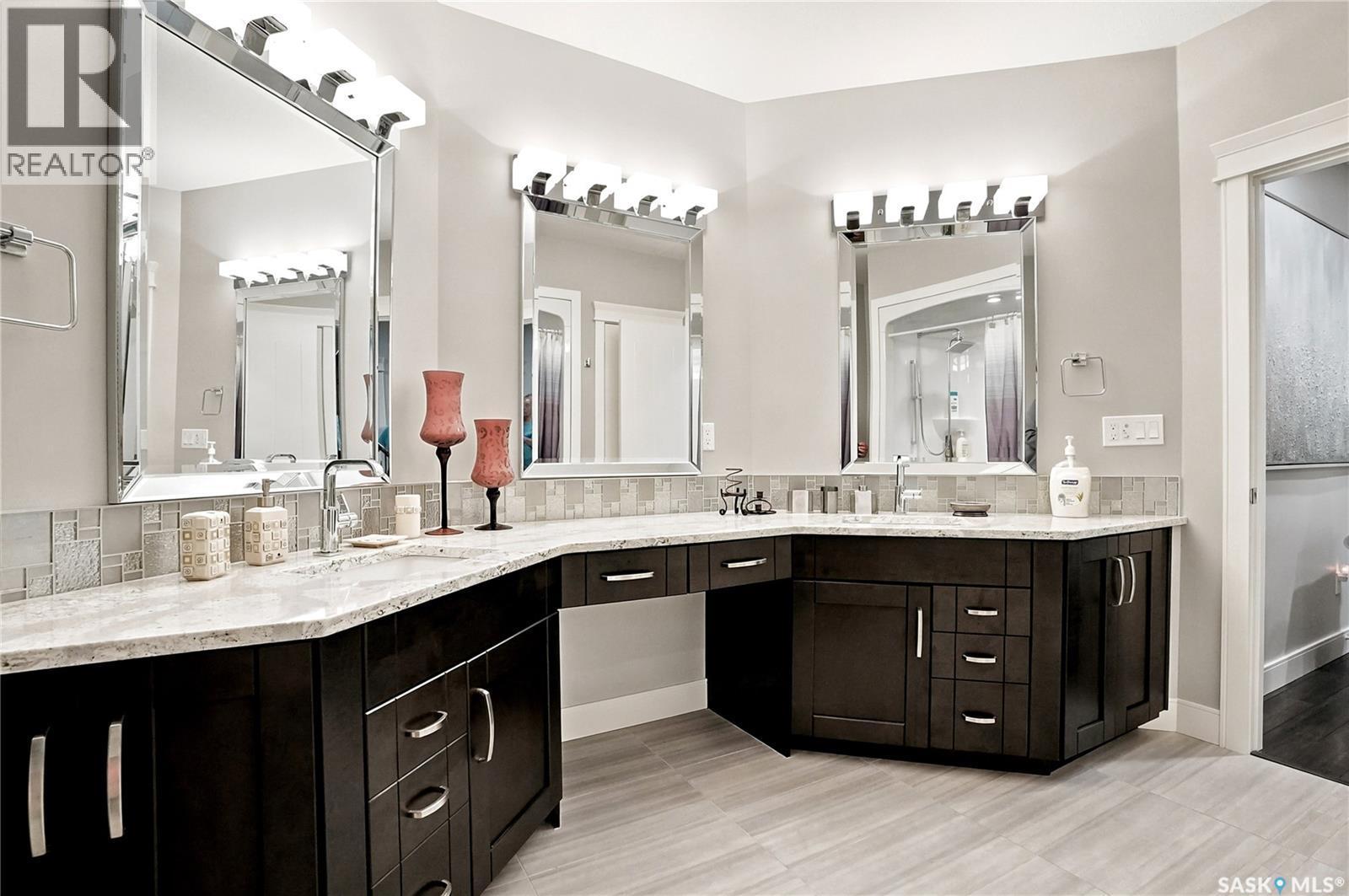 231 Fleming Crescent, Saskatoon, SK