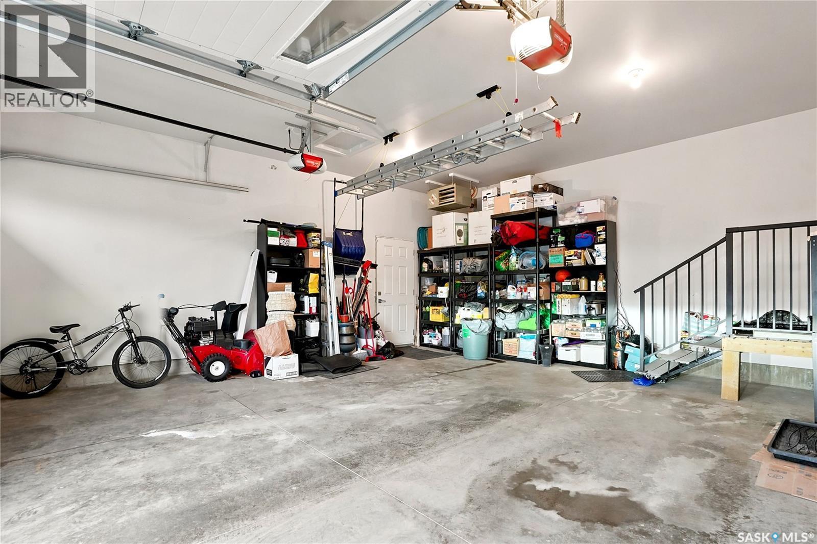 231 Fleming Crescent, Saskatoon, SK