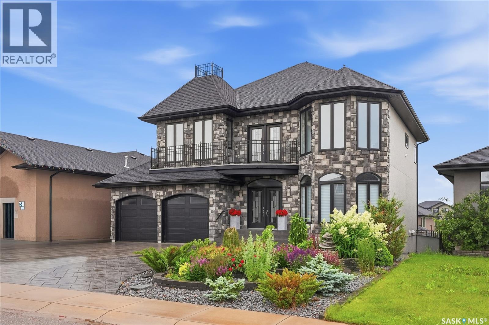 231 Fleming Crescent, Saskatoon, SK