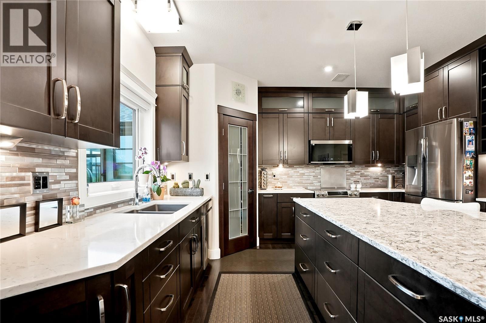 231 Fleming Crescent, Saskatoon, SK