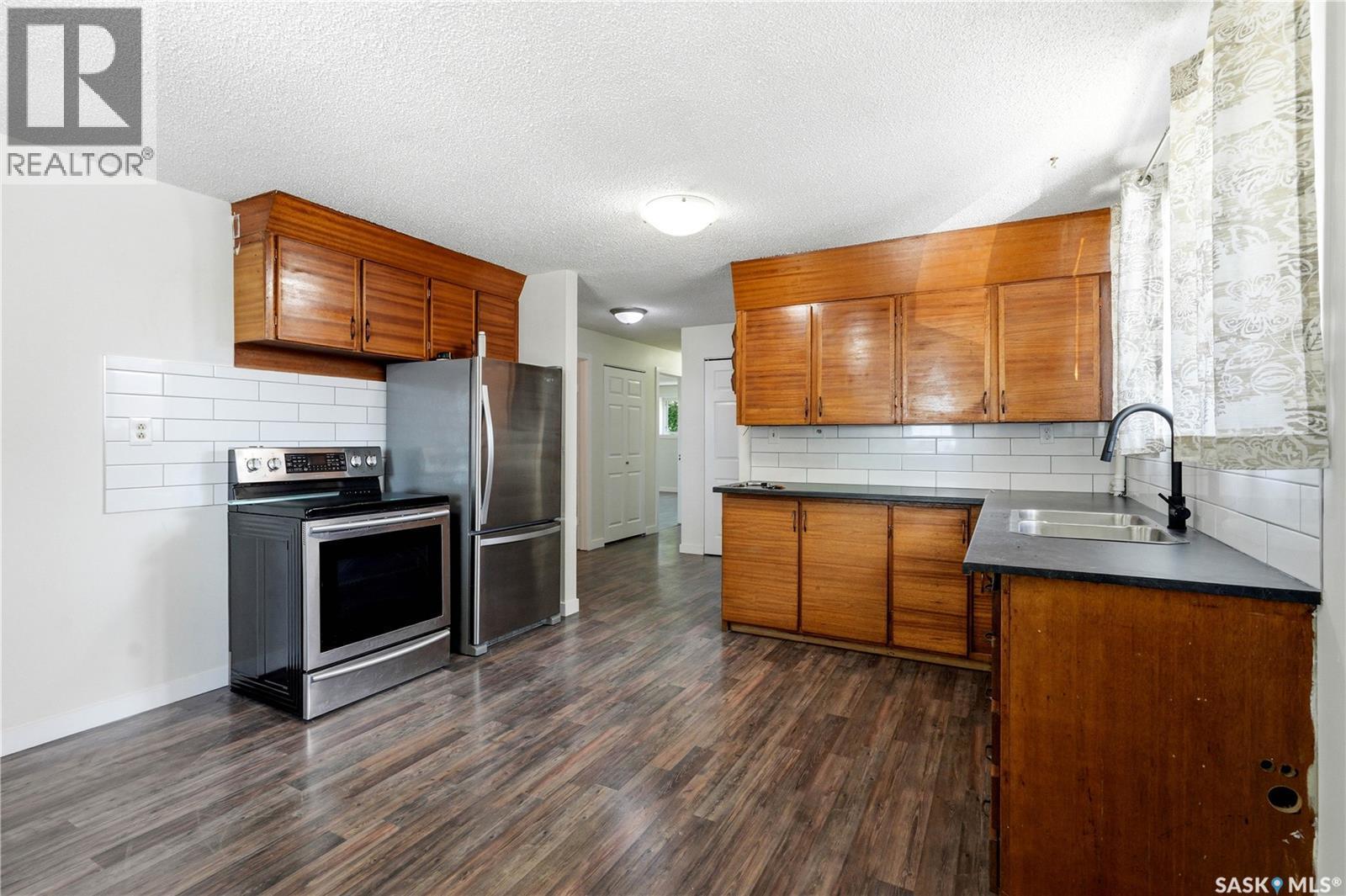2525 Mcpherson Avenue, Saskatoon, SK