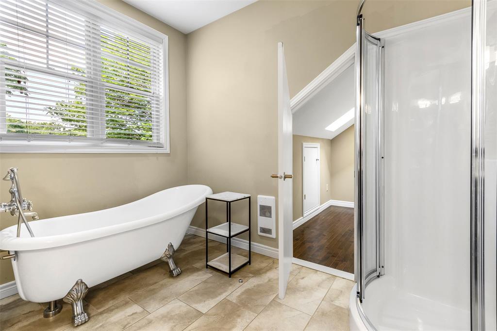205-70 Freshwater Road, St. John'S, NL - Indoor Photo Showing Bathroom