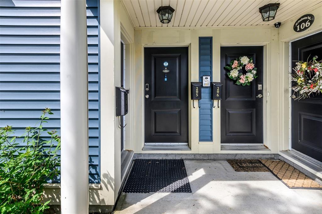 205-70 Freshwater Road, St. John'S, NL - Outdoor