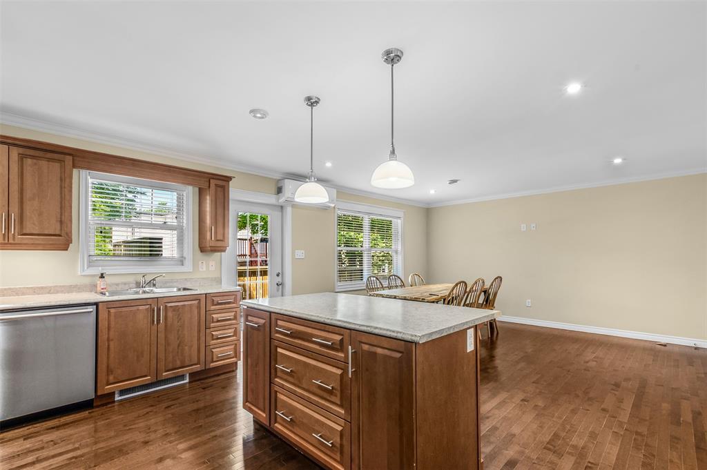 205-70 Freshwater Road, St. John'S, NL - Indoor Photo Showing Kitchen