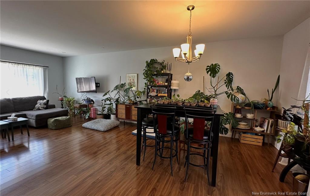 25 Helena Crt, Fredericton, NB