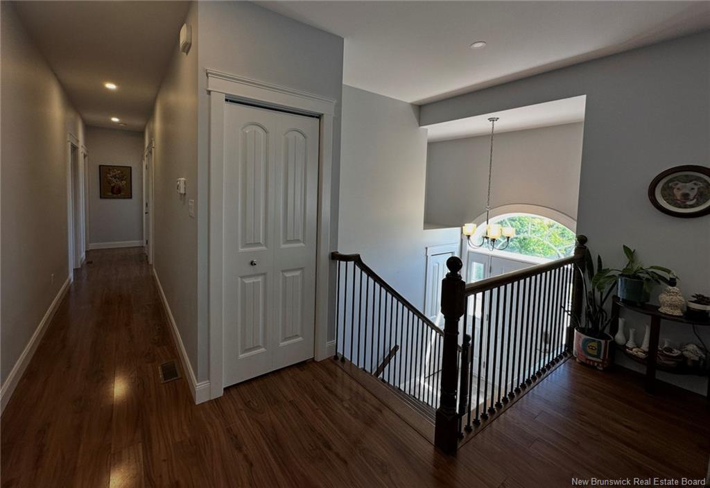 25 Helena Crt, Fredericton, NB