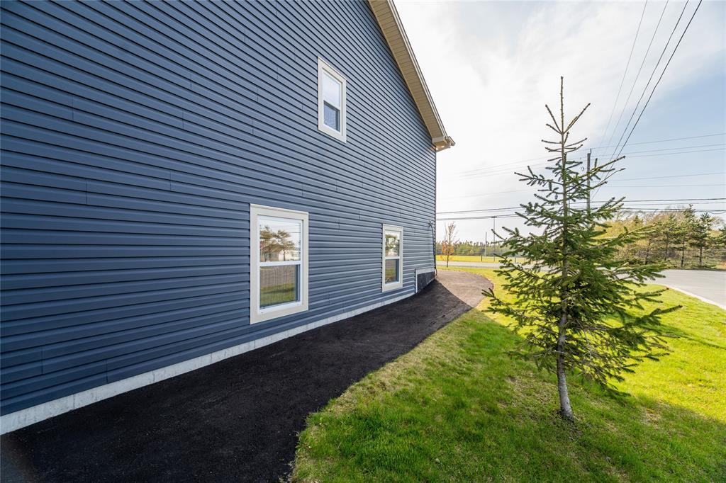 1643 Conception Bay Highway, Conception Bay South, NL - Outdoor