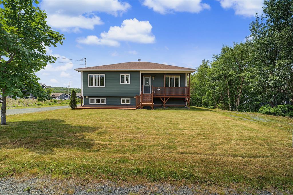 22 Hibbs Road, Conception Bay South, NL