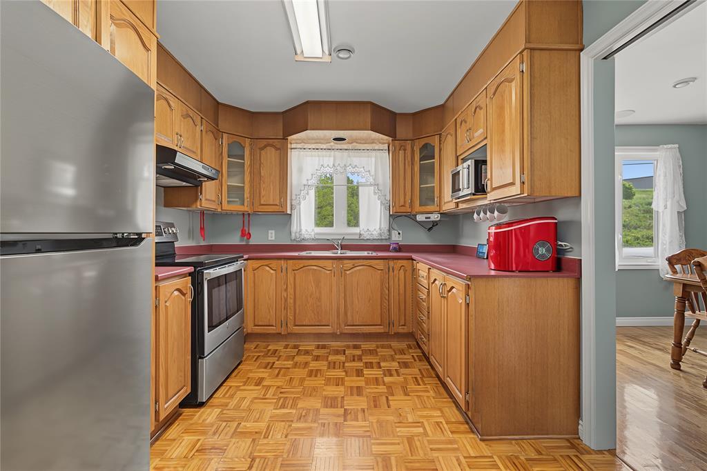 22 Hibbs Road, Conception Bay South, NL
