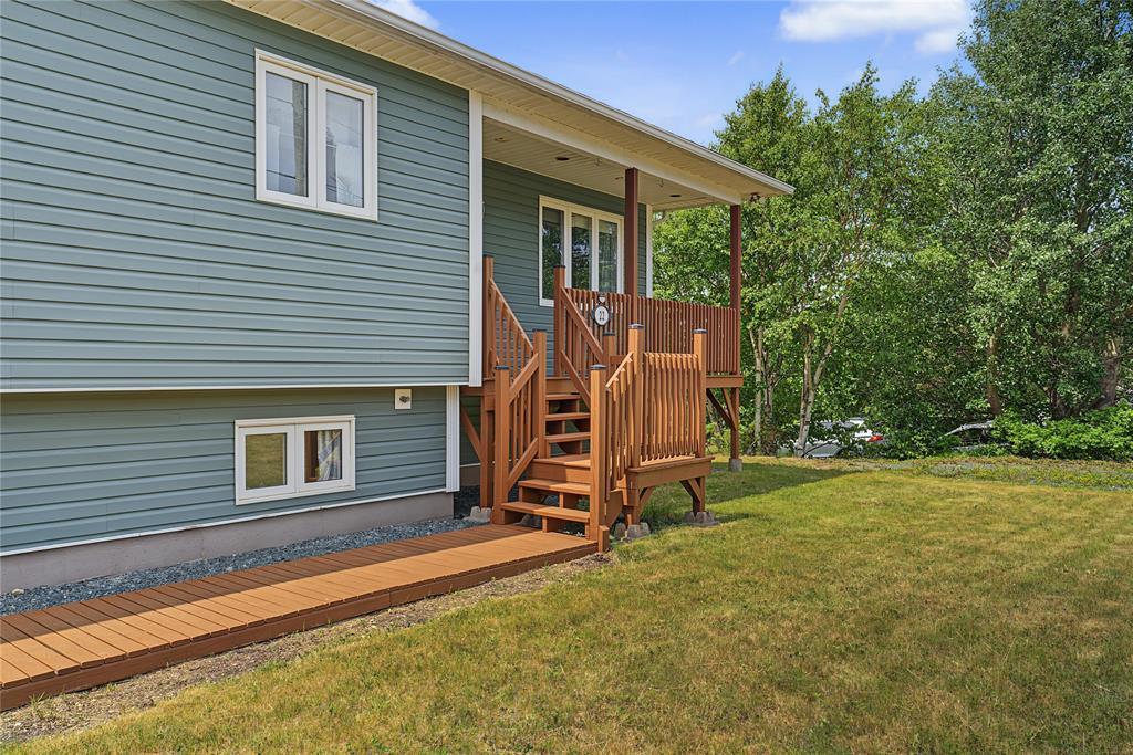 22 Hibbs Road, Conception Bay South, NL