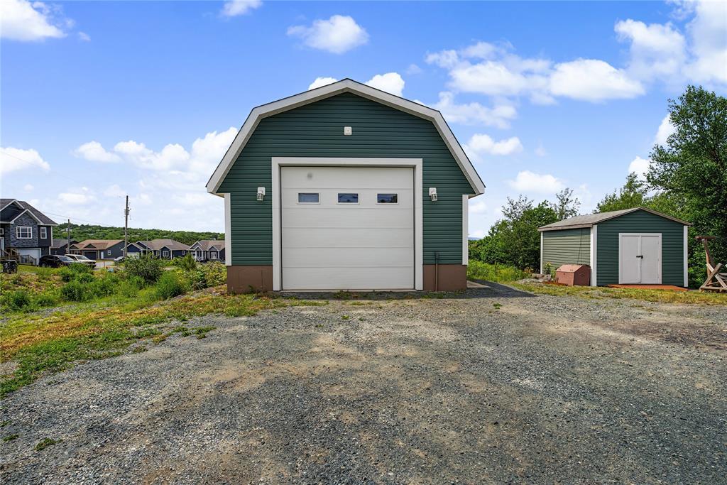 22 Hibbs Road, Conception Bay South, NL