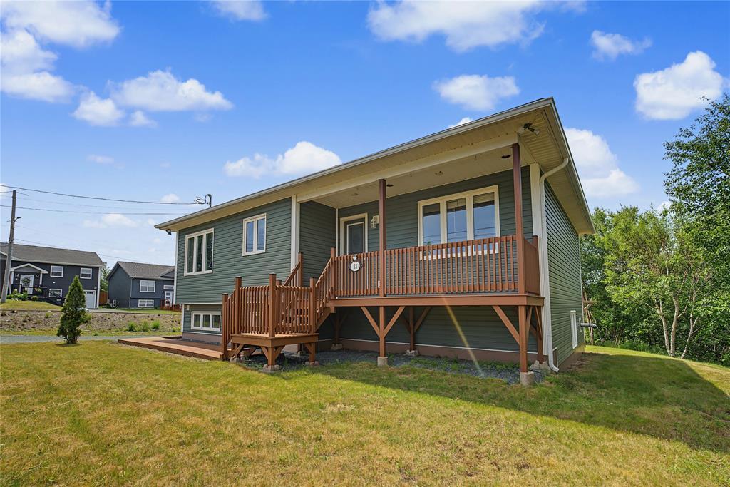 22 Hibbs Road, Conception Bay South, NL