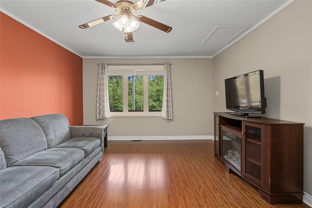 22 Hibbs Road, Conception Bay South, NL