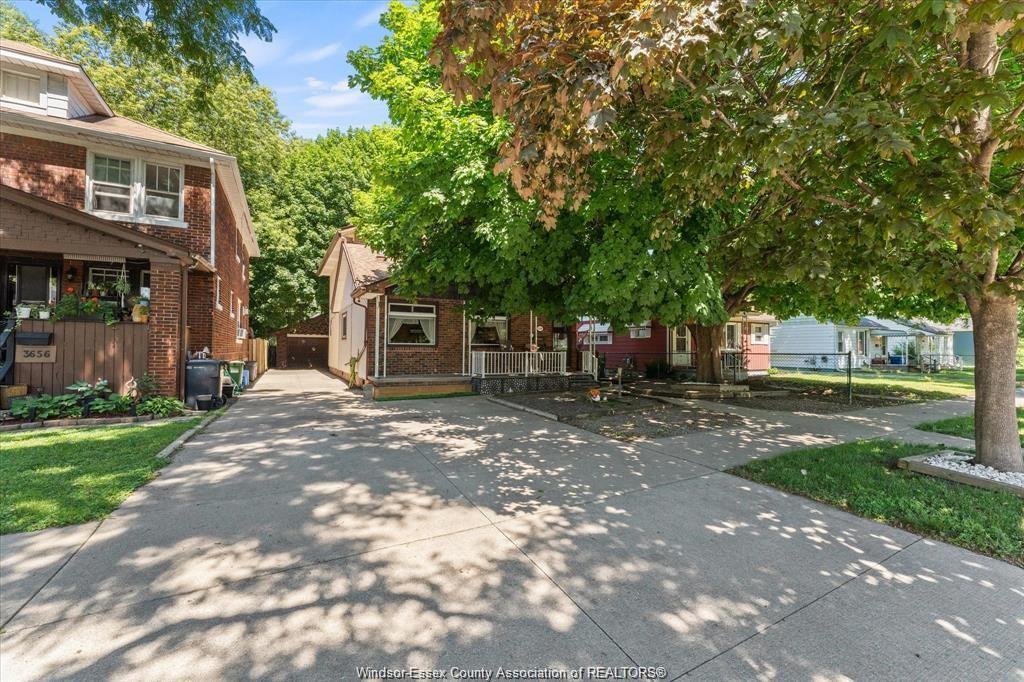 3648 King, Windsor, ON