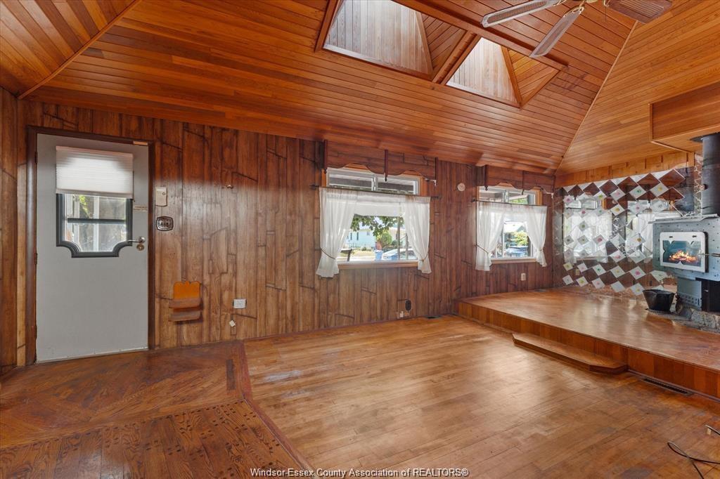3648 King, Windsor, ON