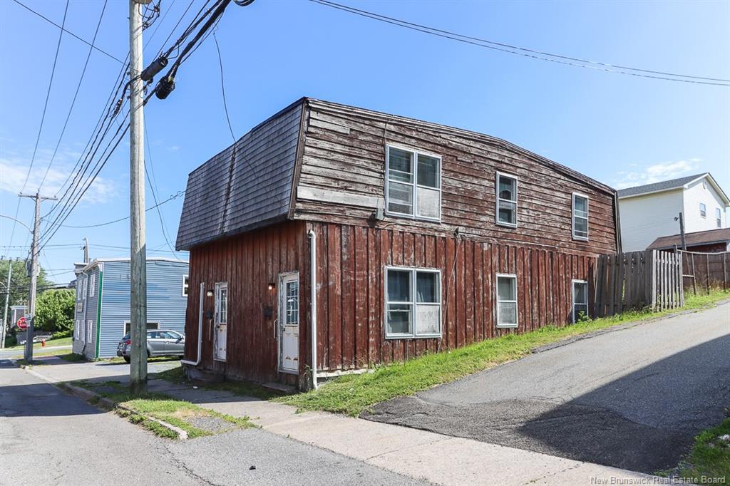 304 Carmarthen St, Saint John, NB