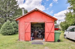Garage -