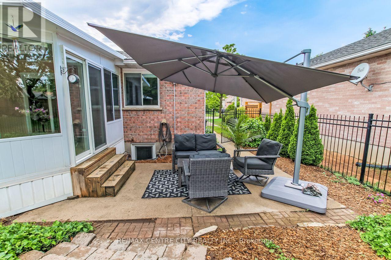 96 Carrie Crescent, St. Thomas, ON