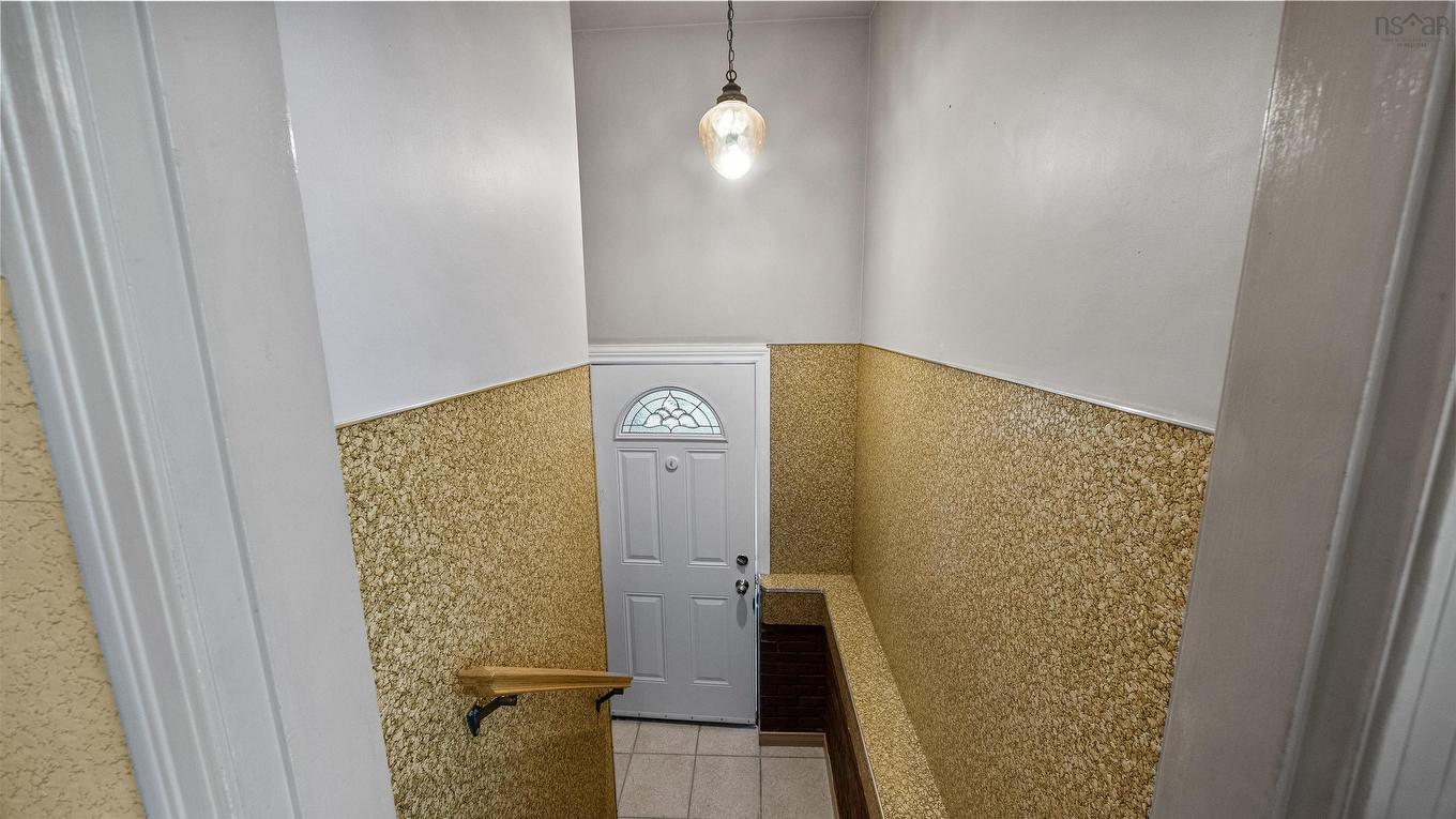 17 Forward Avenue, Halifax, NS