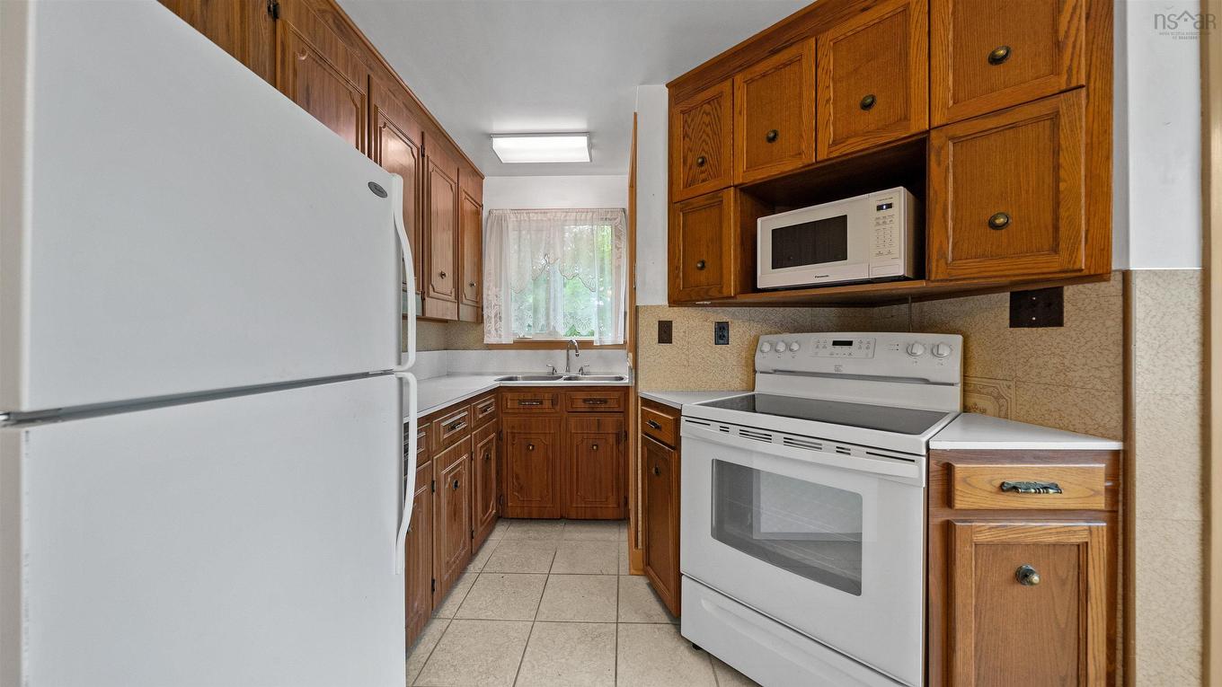 17 Forward Avenue, Halifax, NS