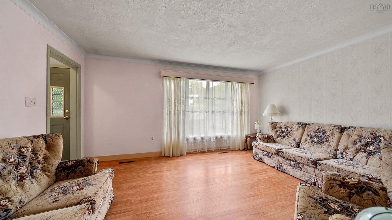 17 Forward Avenue, Halifax, NS