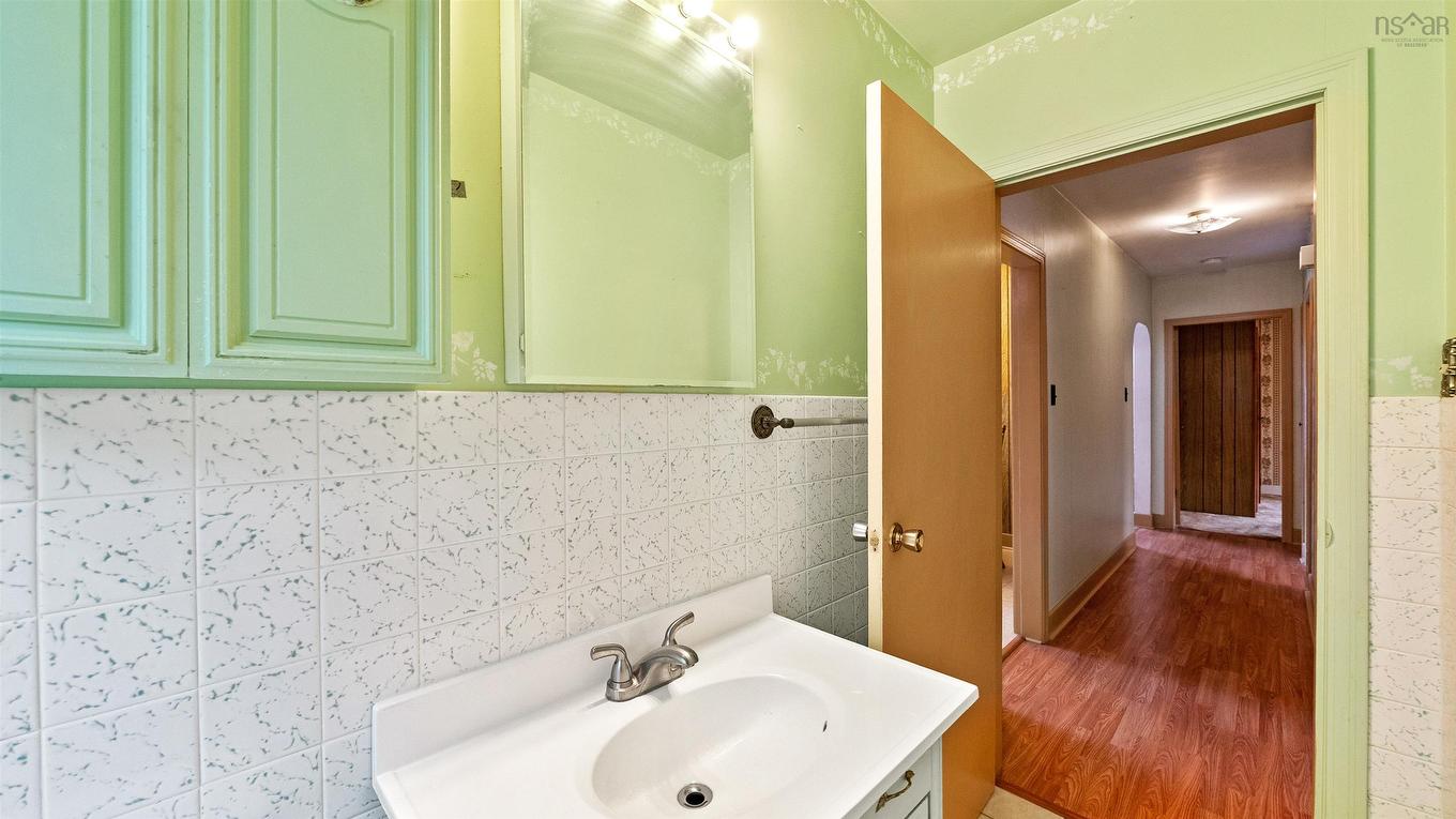 17 Forward Avenue, Halifax, NS