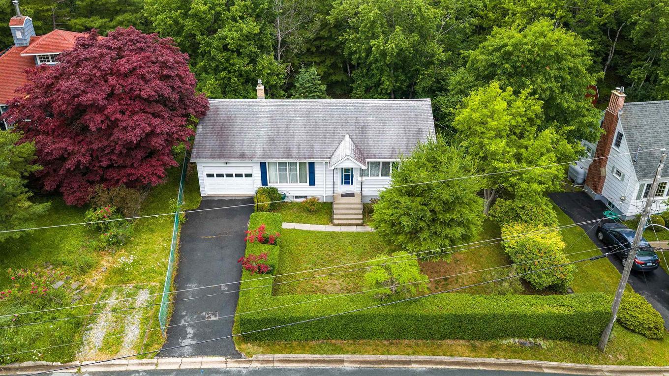 17 Forward Avenue, Halifax, NS