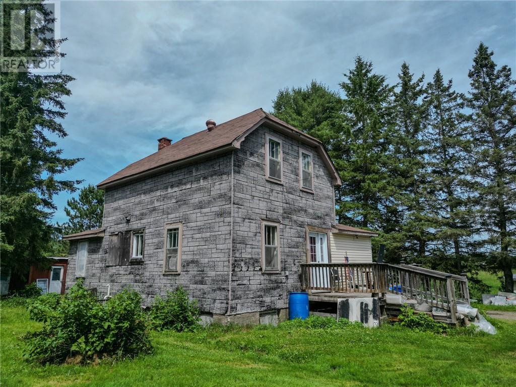262 St Pothier Road, Whitefish, ON