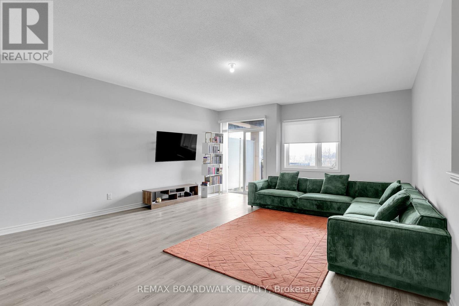 306 Pilot Private, Ottawa, ON