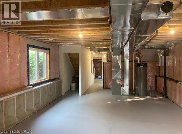 48 Melbourne Street, Hamilton, ON - Indoor Photo Showing Basement