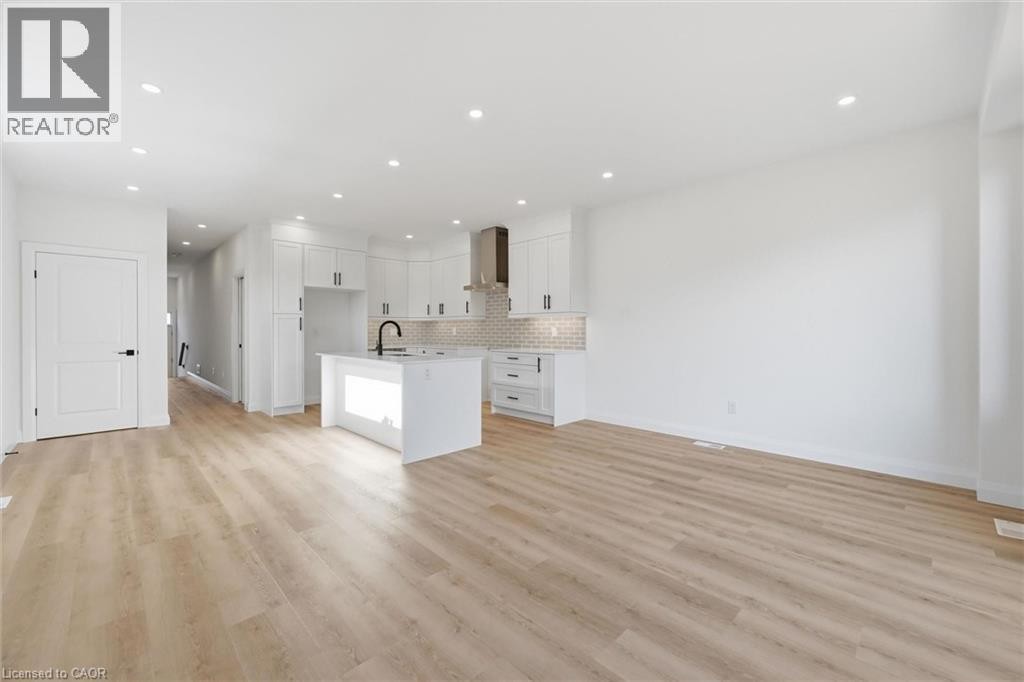 48 Melbourne Street, Hamilton, ON
