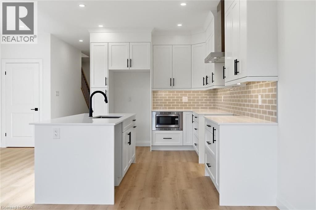48 Melbourne Street, Hamilton, ON
