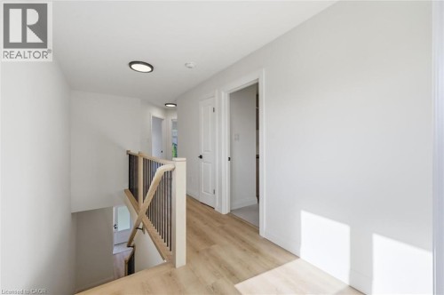 48 Melbourne Street, Hamilton, ON 